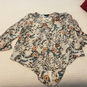 Fortune + Ivy blouse, size medium, tie at the bottom (adjustable)